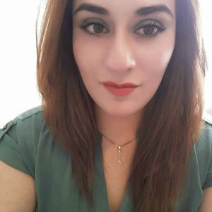 Meet your Posher, Lilia